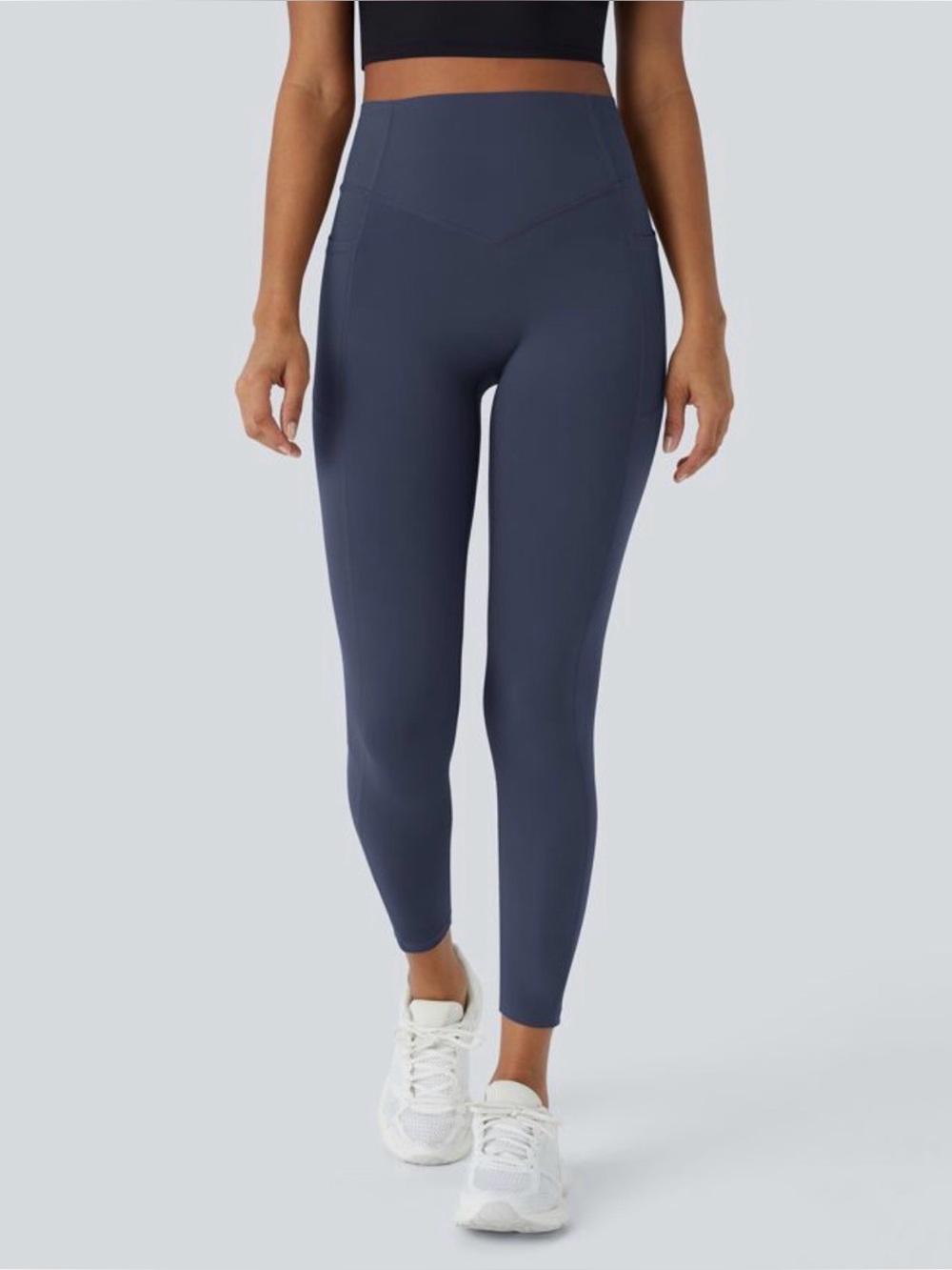 Halara UltraSculpt High Waisted Butt Lifting Tummy Control Pocket Legging Med